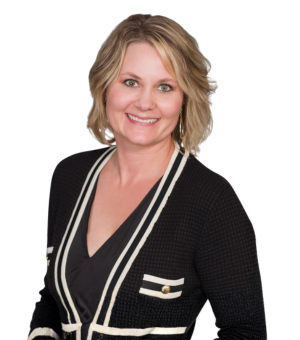 JUSTINE HOFF's bio image